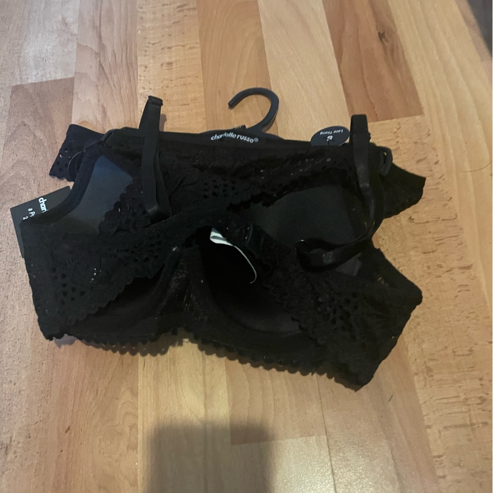 Bra and pantie set